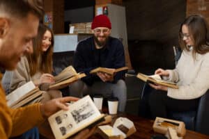 Vale cultura: entenda como funciona e por que incluir no pacote de benefícios da empresa